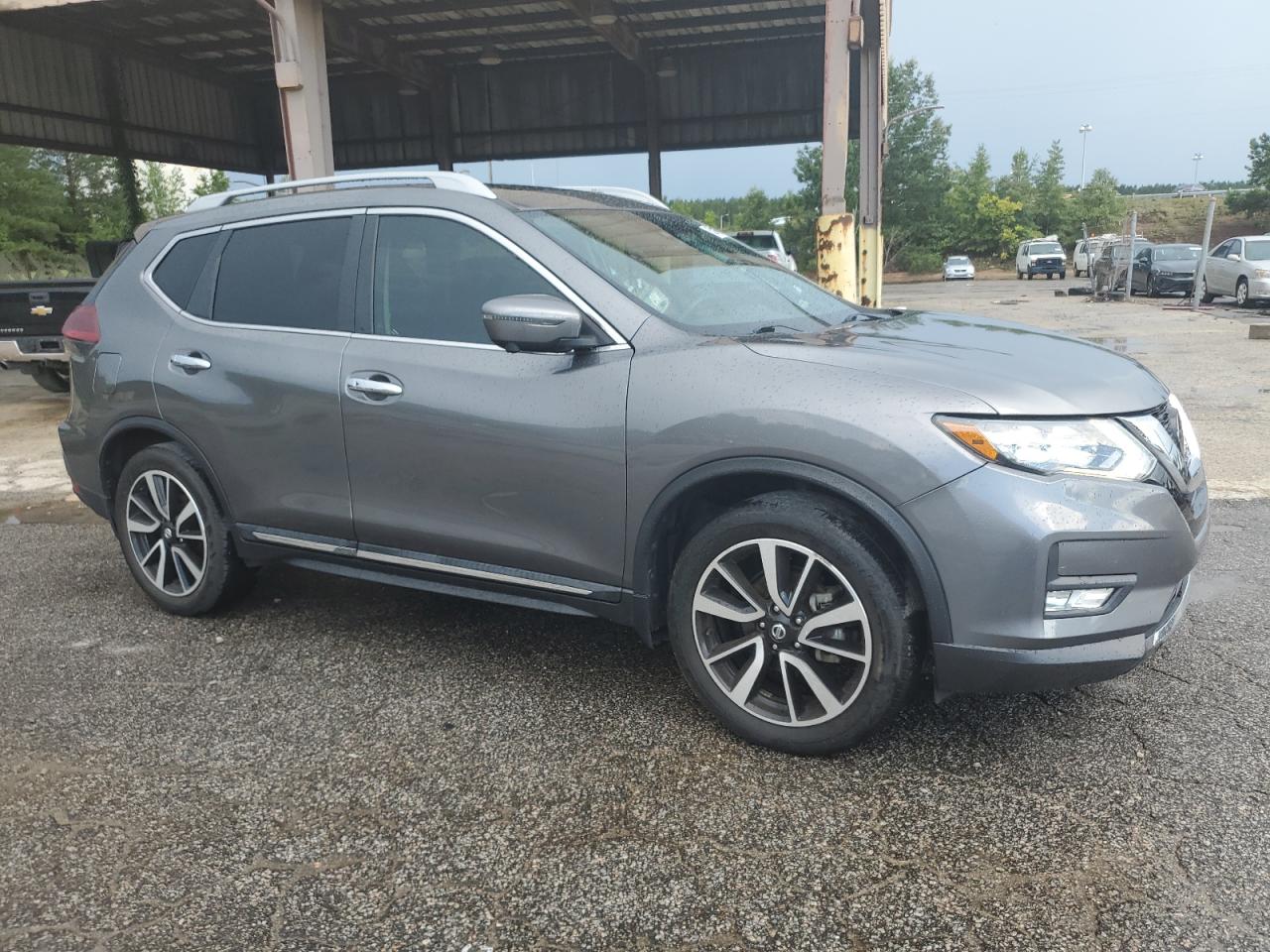 Nissan Rogue s 2020