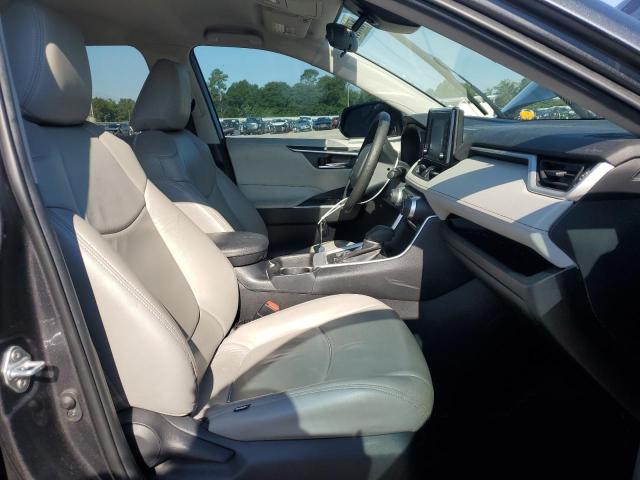  TOYOTA RAV4 2020 Серый