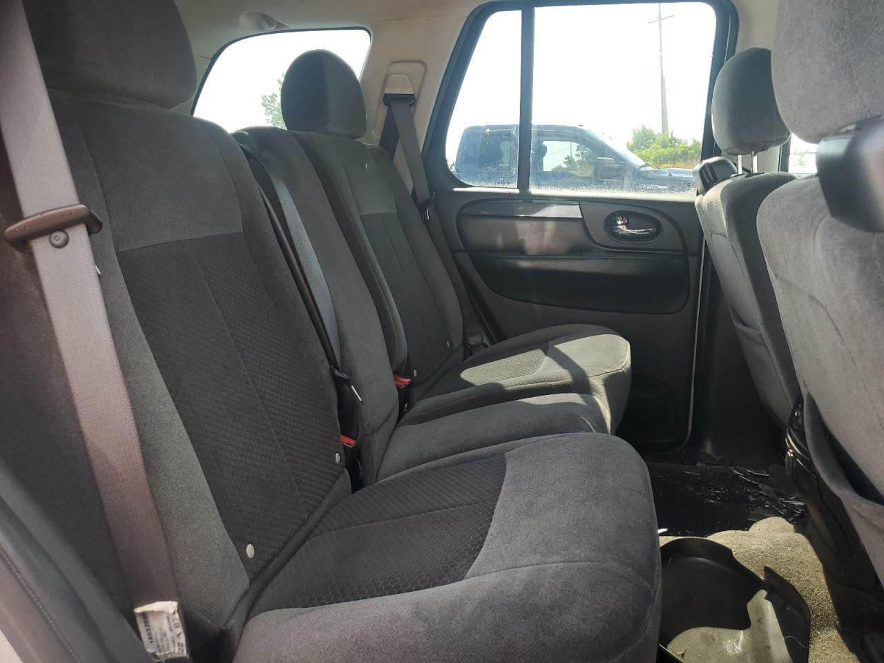 2007 GMC Envoy VIN: 1GKDT13S272221856 Lot: 63641015