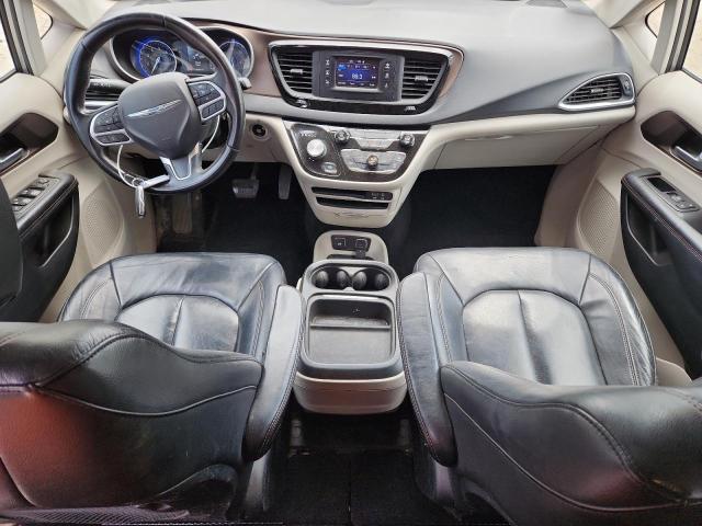  CHRYSLER PACIFICA 2017 Серебристый