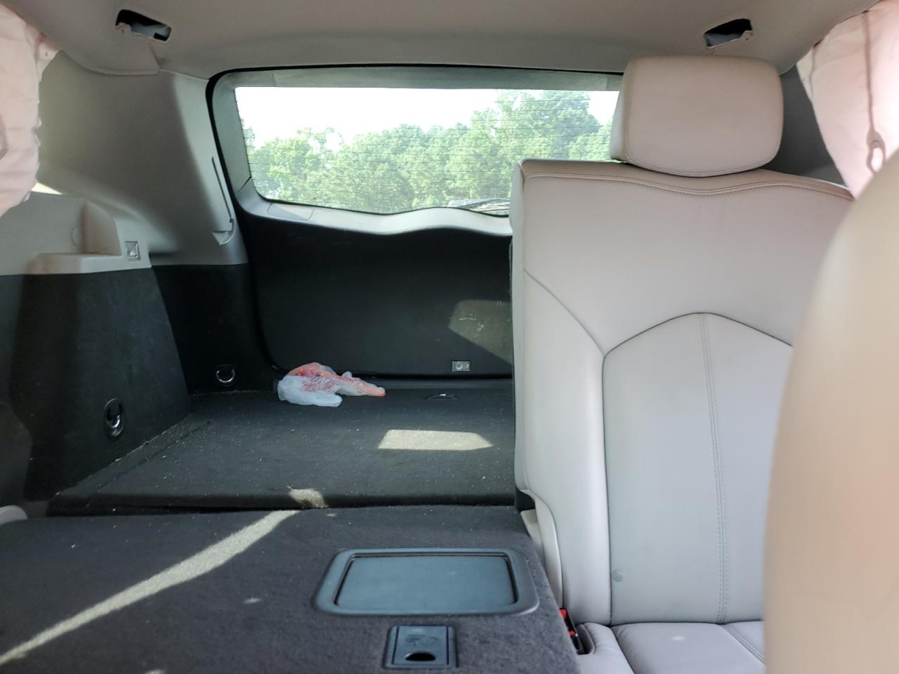 2015 Cadillac Srx VIN: 3GYFNAE3XFS640748 Lot: 65331675