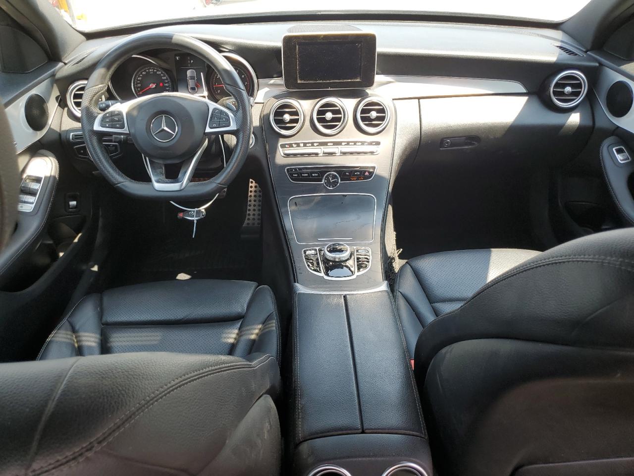 2018 Mercedes-Benz C 300 VIN: 55SWF4JB8JU272152 Lot: 64139485