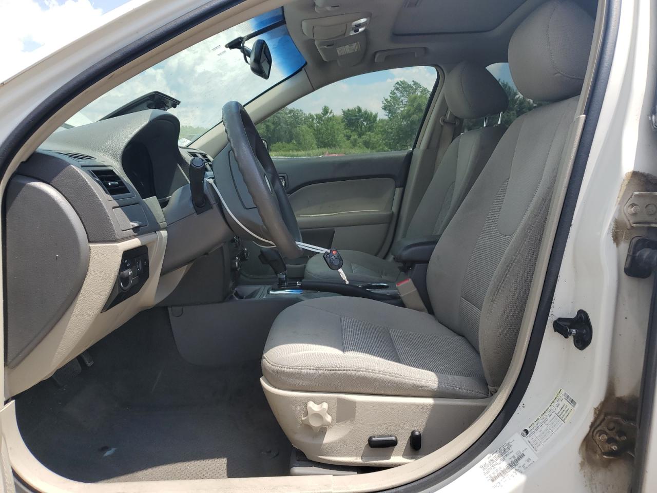 2011 Ford Fusion Se VIN: 3FAHP0HA0BR210022 Lot: 65184405