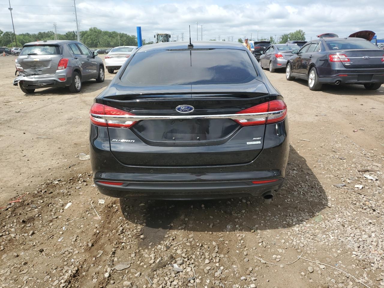 2018 Ford Fusion Se VIN: 3FA6P0HD1JR223779 Lot: 65365755