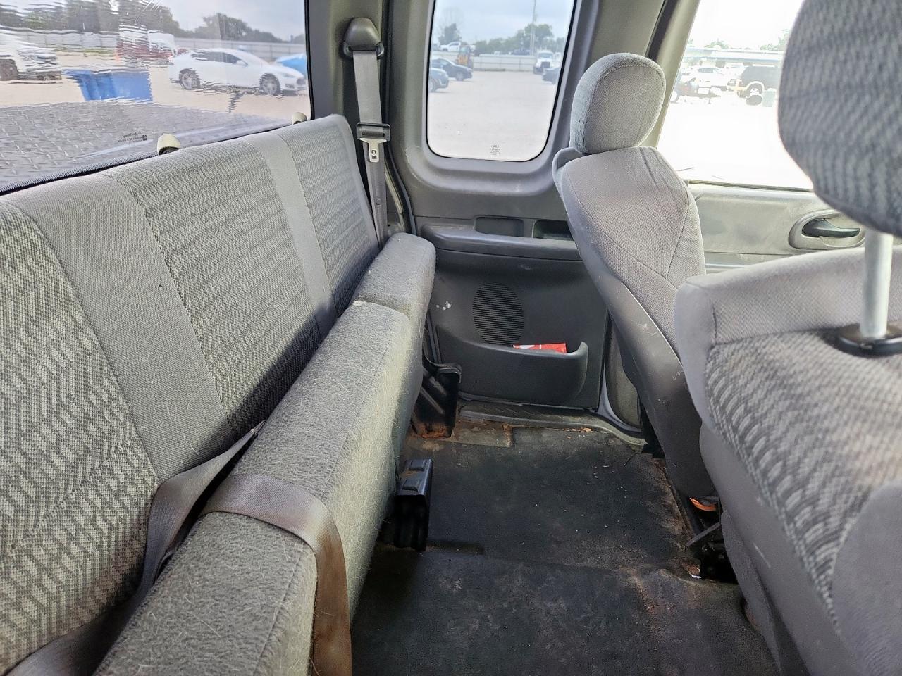 2002 Ford F150 VIN: 1FTRX17272NB42058 Lot: 64602875