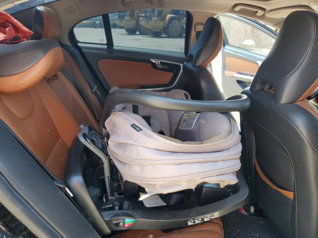 2012 Volvo S60 T5 VIN: YV1622FS7C2117151 Lot: 61243505