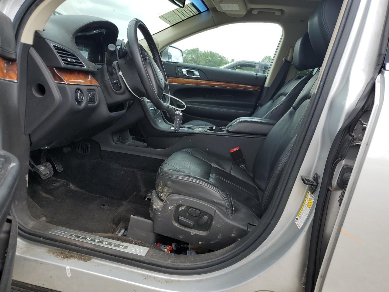 2014 Lincoln Mkt VIN: 2LMHJ5ATXEBL59125 Lot: 63717435