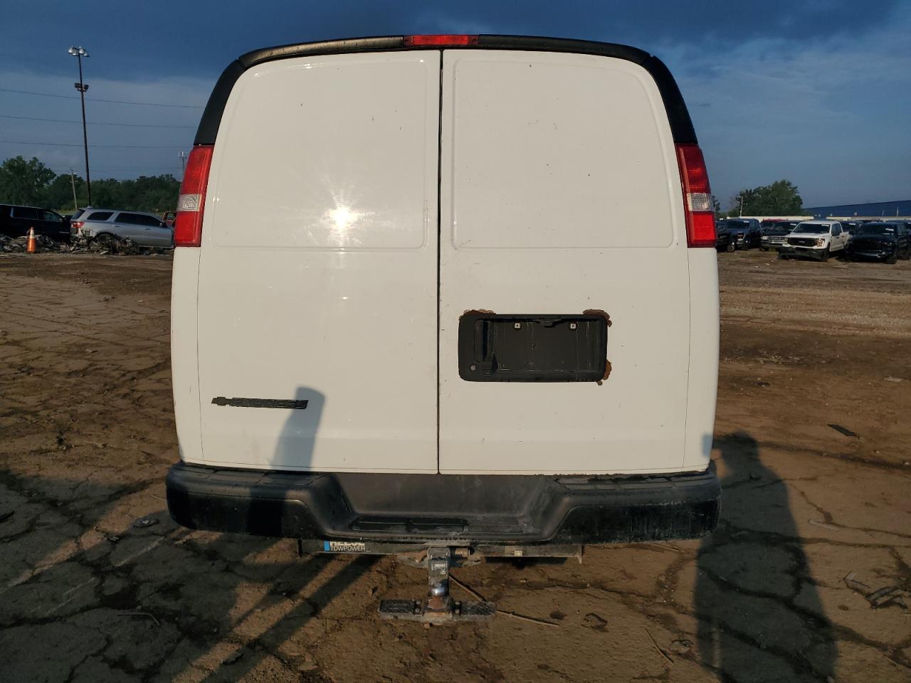 2017 Chevrolet Express G2500 VIN: 1GCWGAFF9H1345041 Lot: 65136055