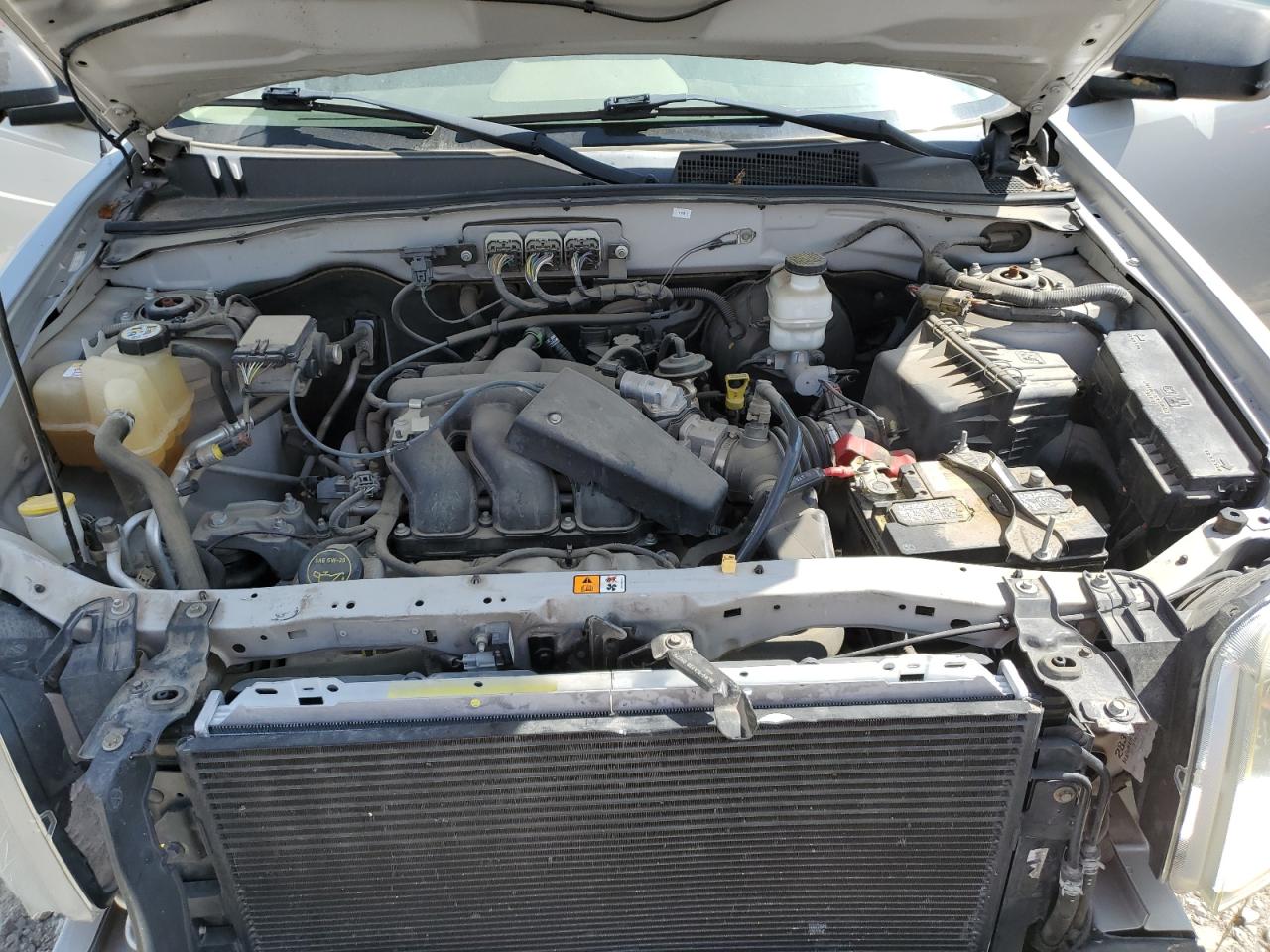 2008 Mercury Mariner VIN: 4M2CU81148KJ28999 Lot: 63584015