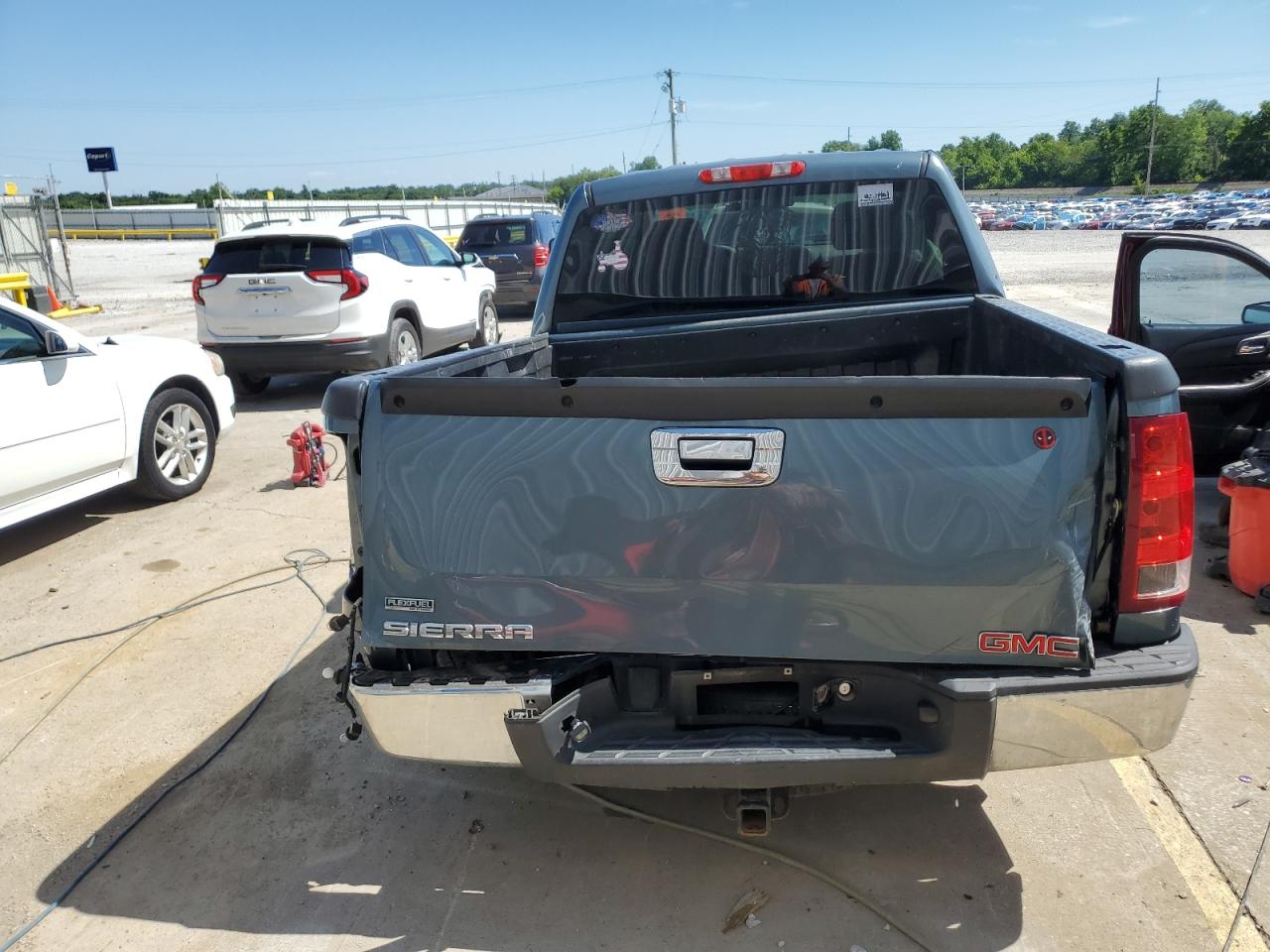 2011 GMC Sierra K1500 Sl VIN: 3GTP2UEA1BG370292 Lot: 61394435