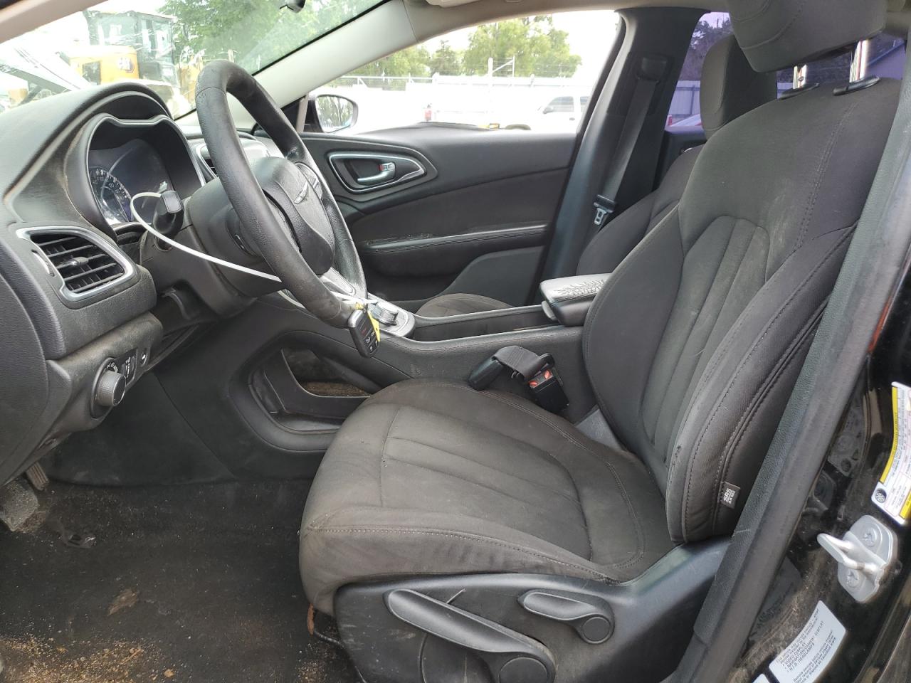 2015 Chrysler 200 Limited VIN: 1C3CCCAB4FN579399 Lot: 66567255