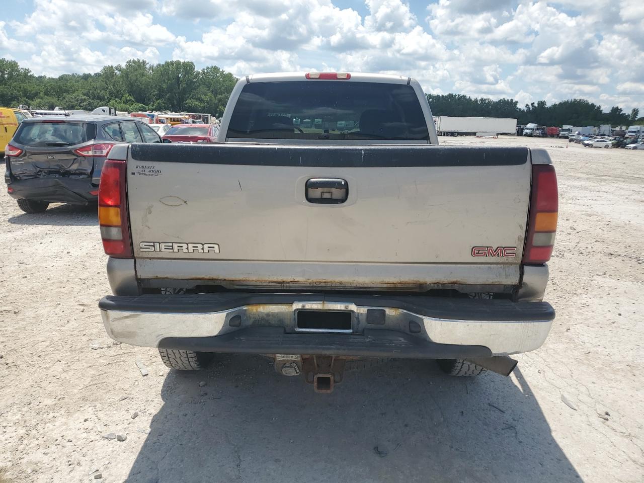 2002 GMC Sierra K2500 Heavy Duty VIN: 1GTHK29U92E221018 Lot: 63488075