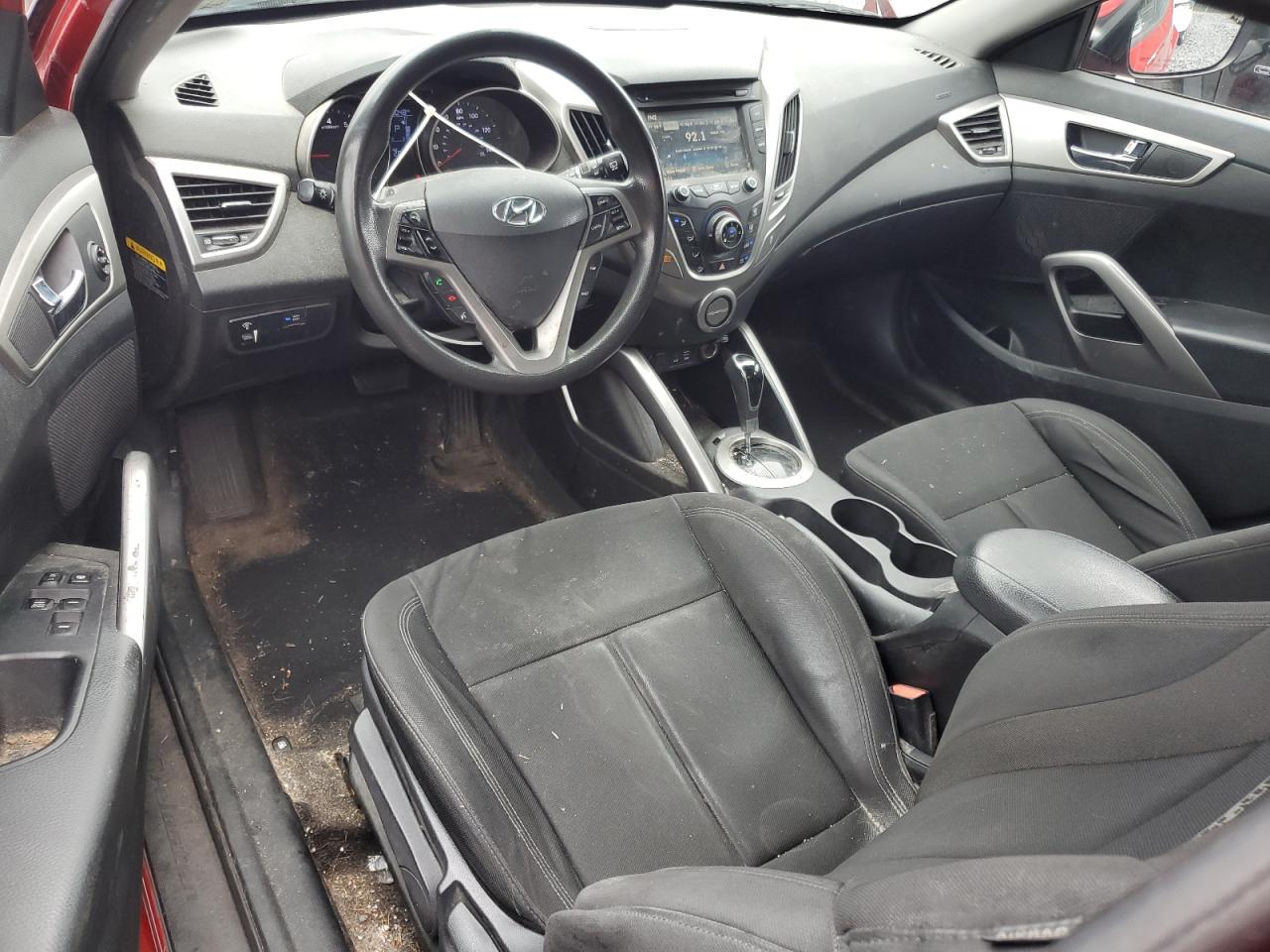2016 Hyundai Veloster VIN: KMHTC6AD6GU266940 Lot: 64932425
