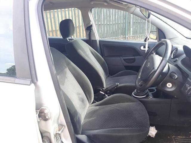 2004 FORD FIESTA 1.4 GHIA 5DR