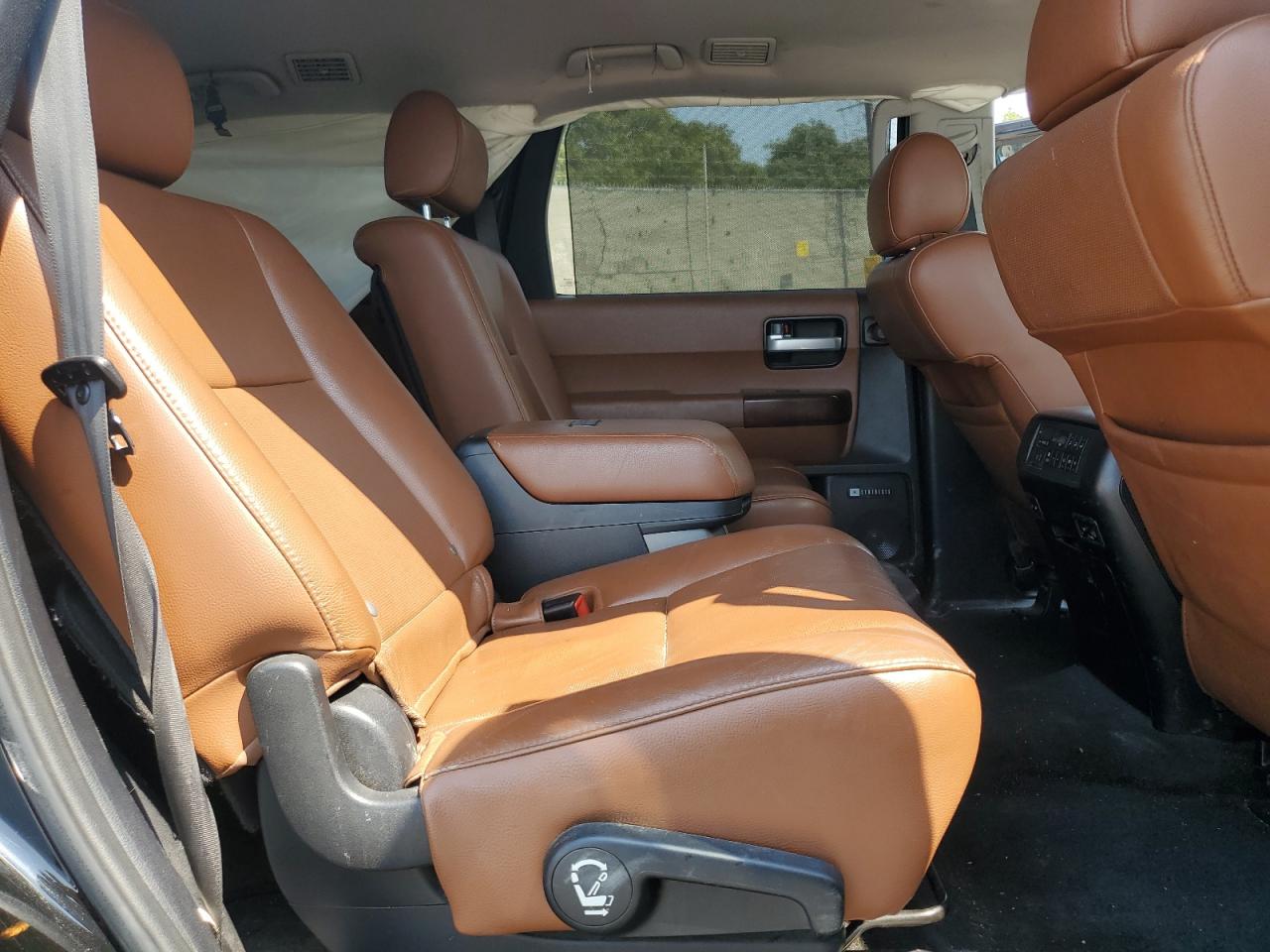 2012 Toyota Sequoia Platinum VIN: 5TDDY5G19CS058440 Lot: 64800095