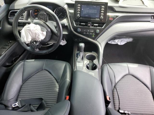  TOYOTA CAMRY 2021 Srebrny
