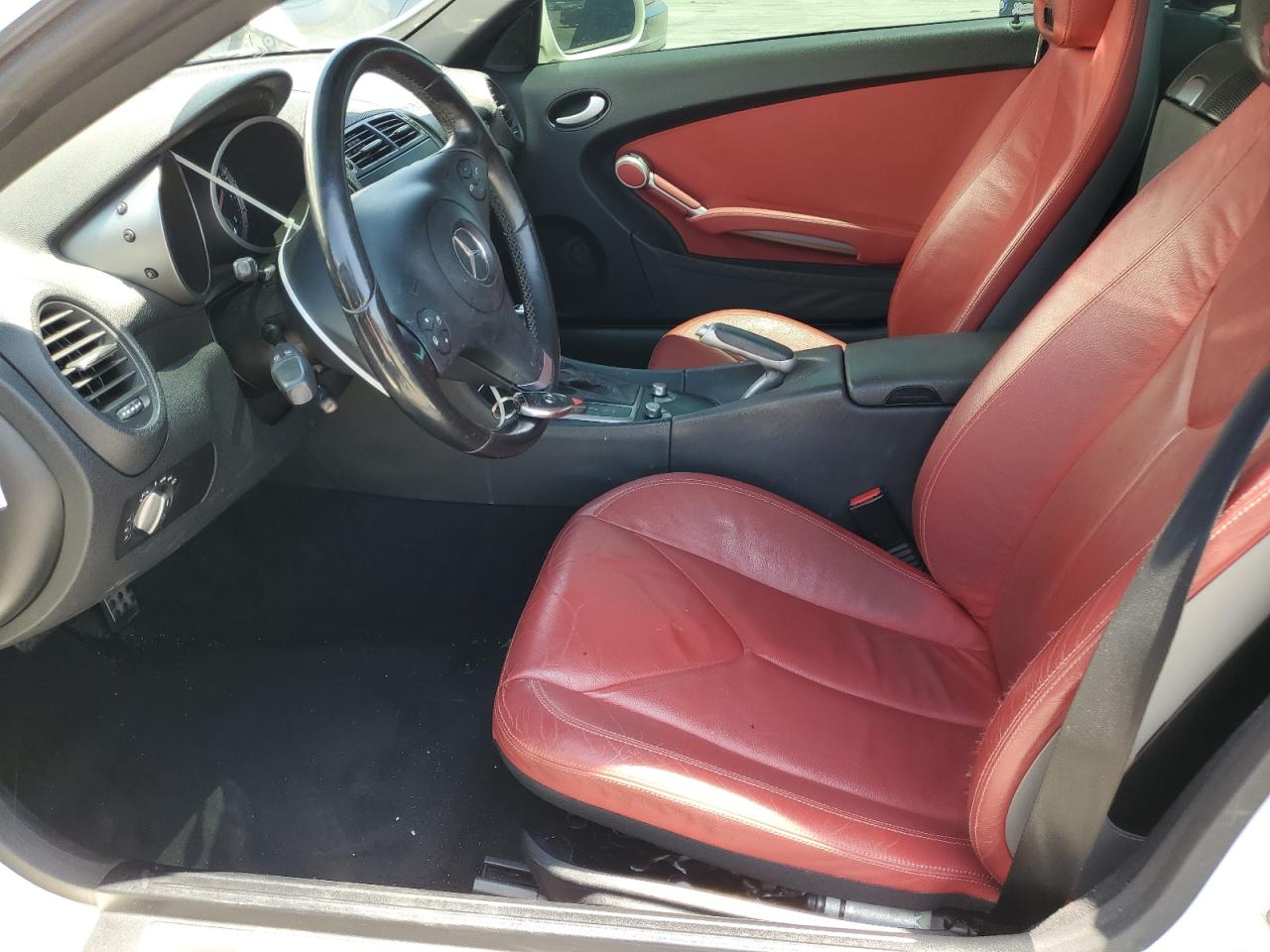 2010 Mercedes-Benz Slk 300 VIN: WDBWK5EA0AF232677 Lot: 64066045