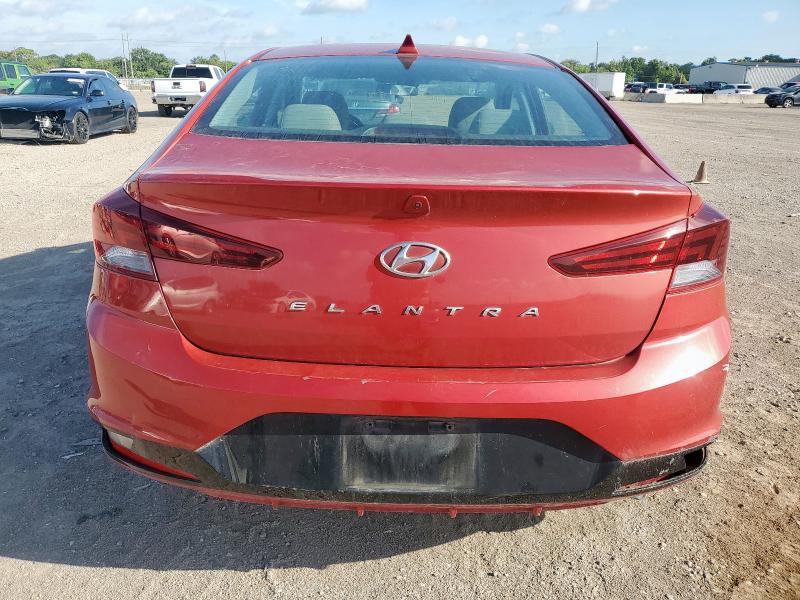  HYUNDAI ELANTRA 2020 Czerwony