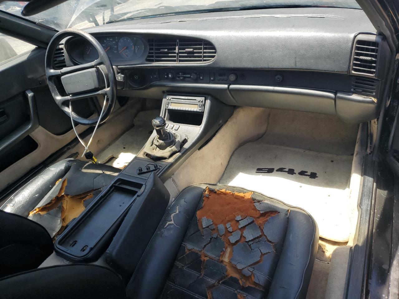 1987 Porsche 944 VIN: WP0AB0946HN472707 Lot: 63153975