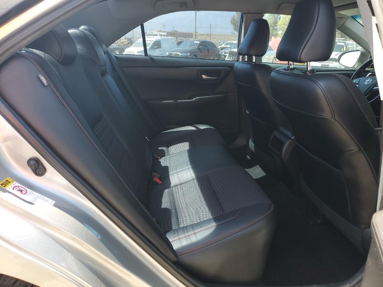 2015 Toyota Camry Le VIN: 4T1BF1FK7FU924292 Lot: 66107345