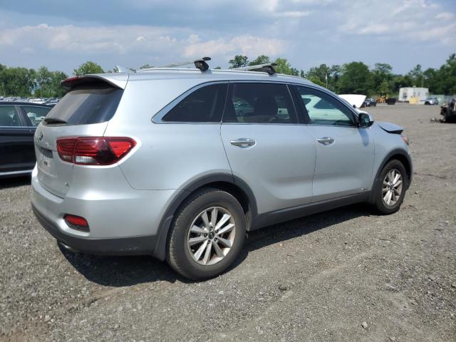  KIA SORENTO 2019 Srebrny
