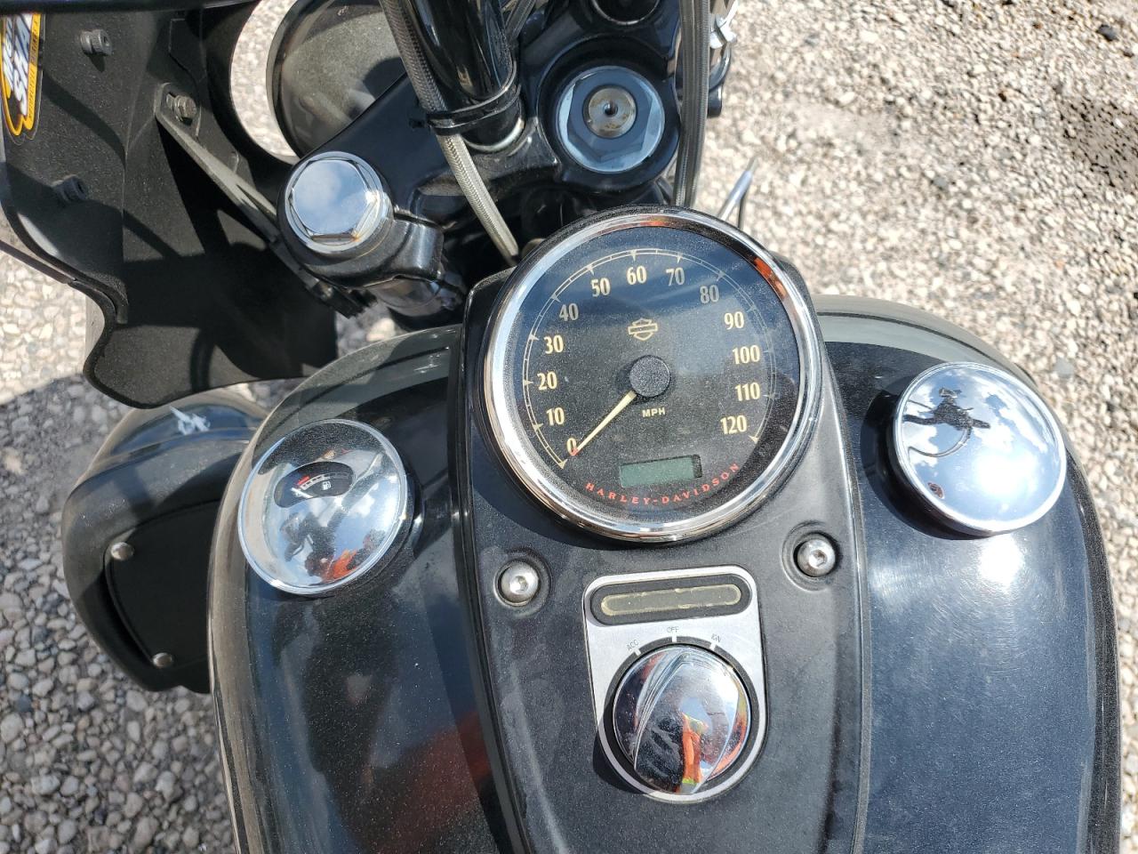 2017 Harley-Davidson Fxdf Dyna Fat Bob VIN: 1HD1GYM13HC323131 Lot: 64065695