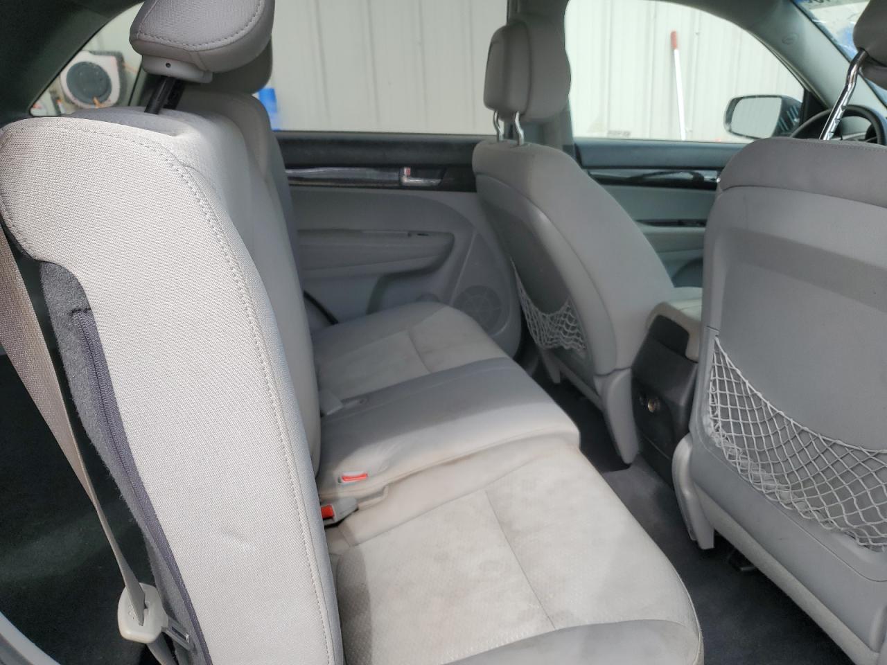 2011 Kia Sorento Base VIN: 5XYKT3A1XBG022254 Lot: 64931245