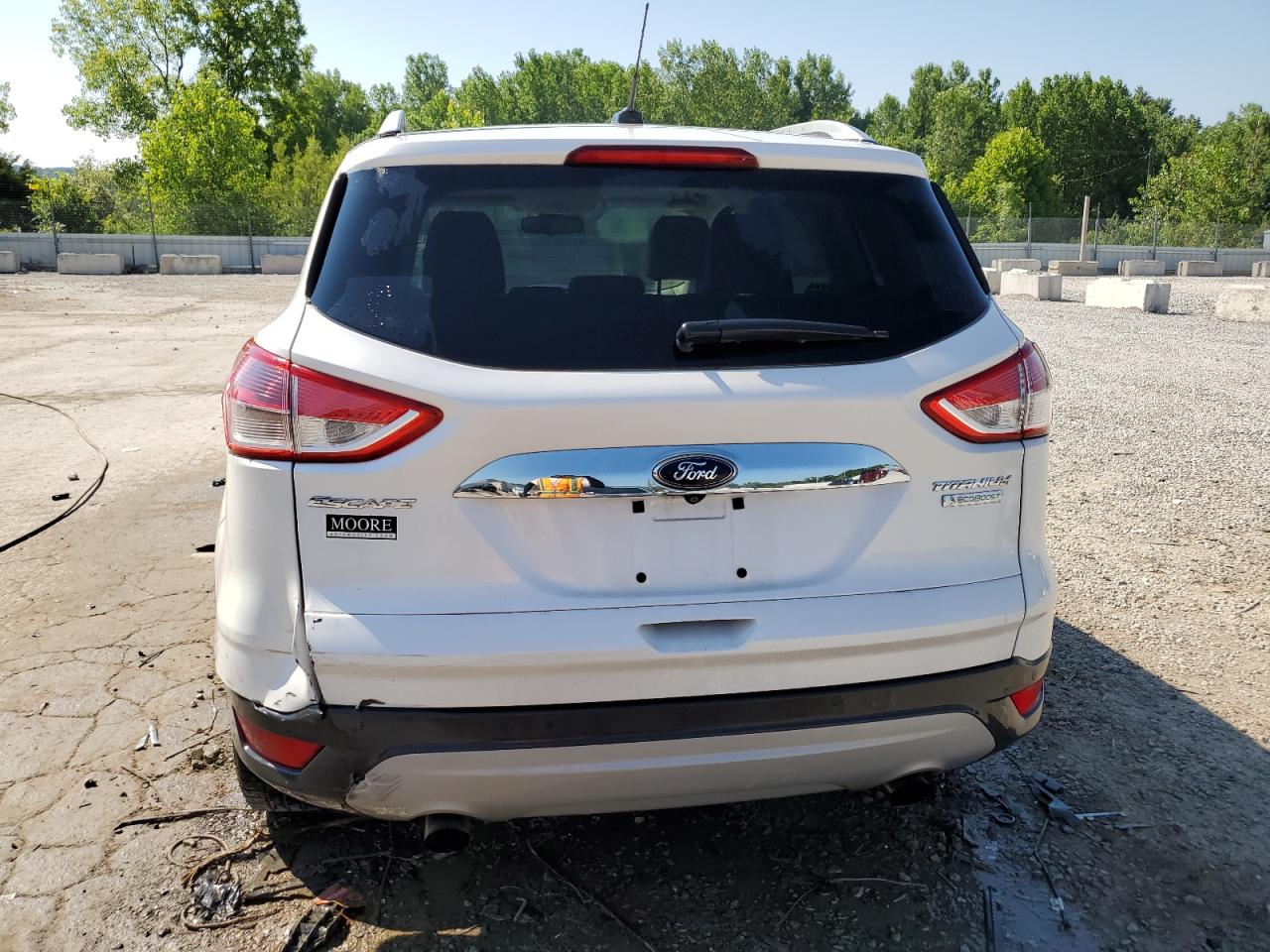 1FMCU0J93FUA58325 2015 Ford Escape Titanium