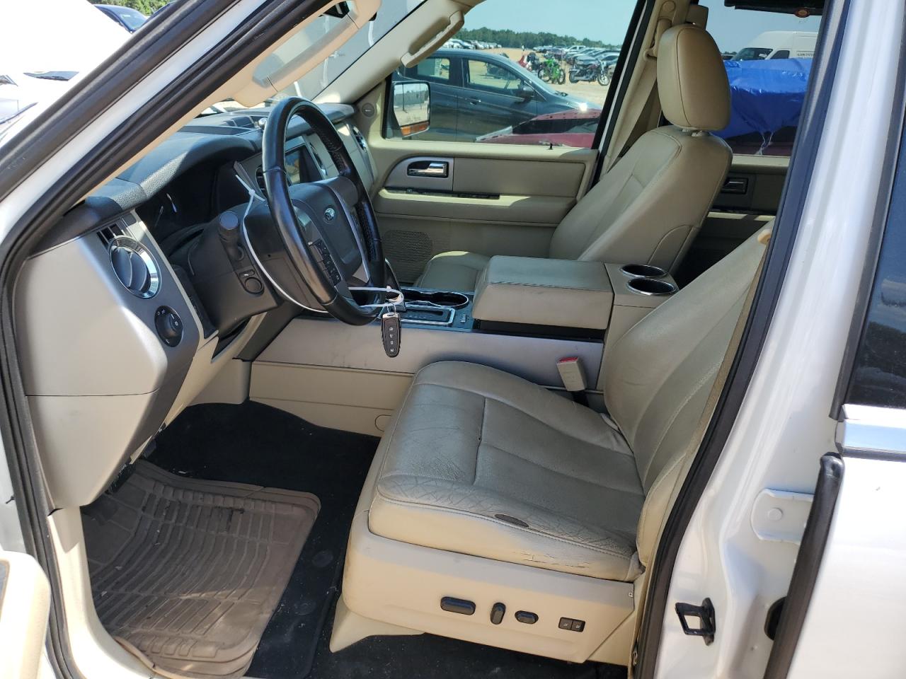 2015 Ford Expedition Limited VIN: 1FMJU1KTXFEF06531 Lot: 62412825
