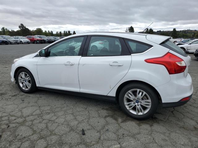  FORD FOCUS 2012 Белы