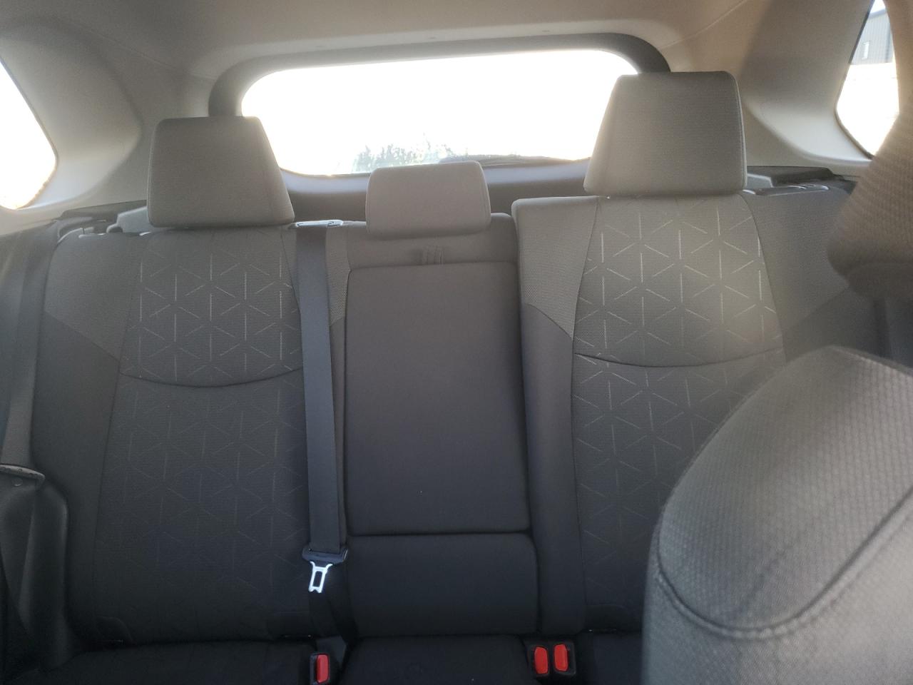 2021 Toyota Rav4 Xle VIN: 2T3W1RFV9MW124140 Lot: 65734425