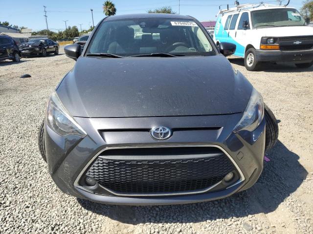 TOYOTA YARIS 2019 Szary