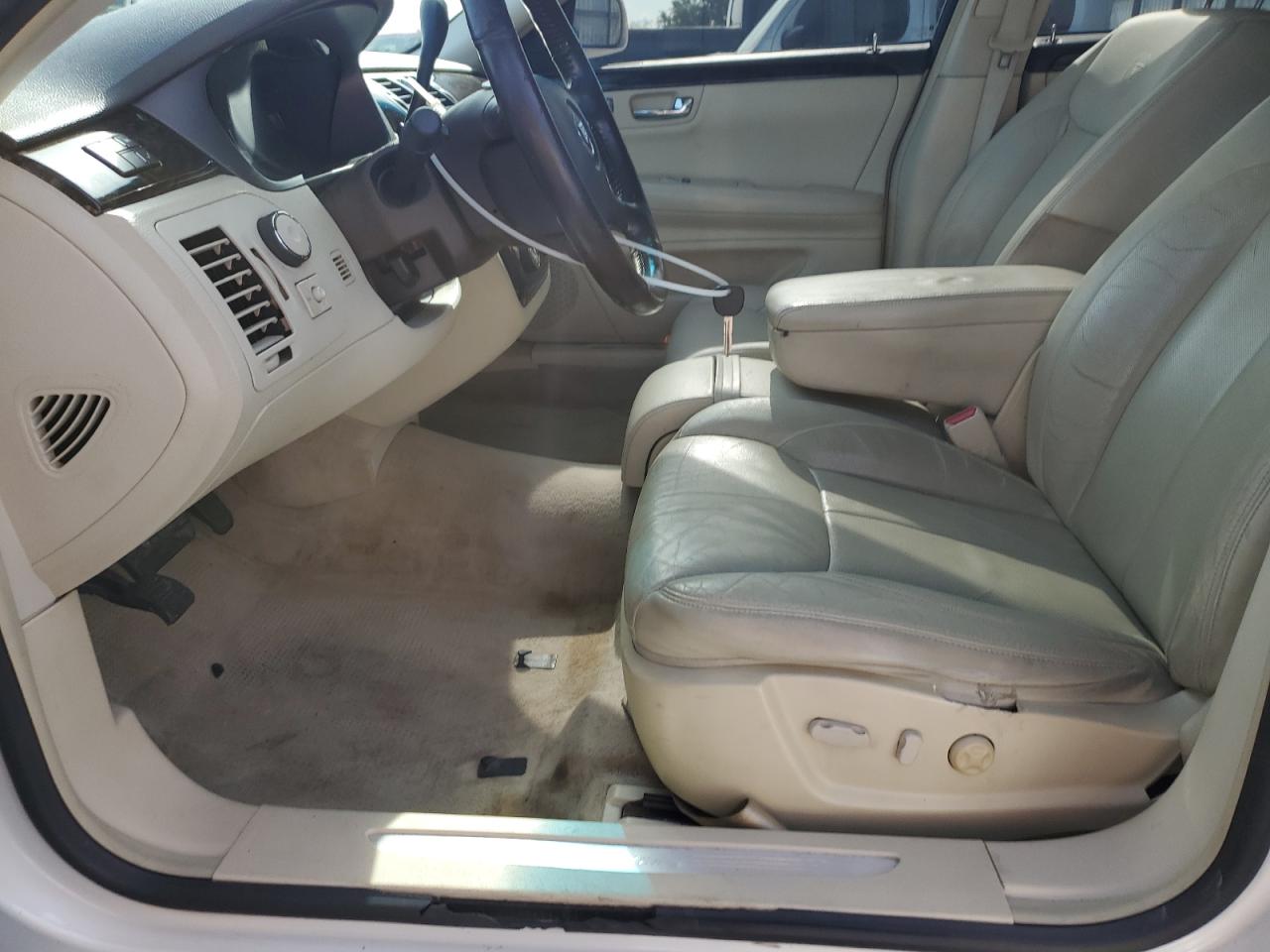 2008 Cadillac Dts VIN: 1G6KD57Y08U198558 Lot: 63670825