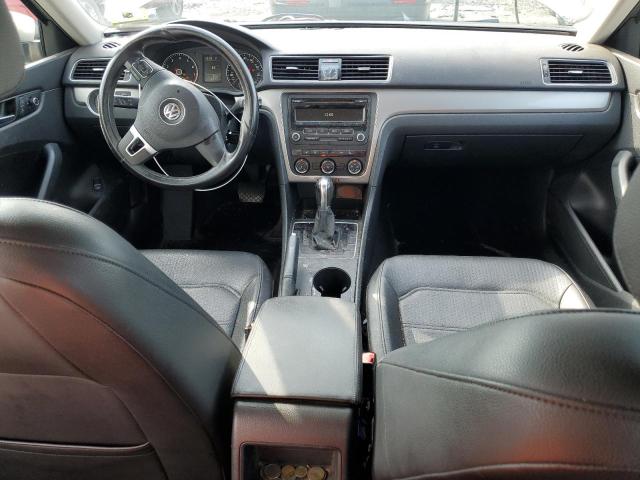  VOLKSWAGEN PASSAT 2014 Srebrny