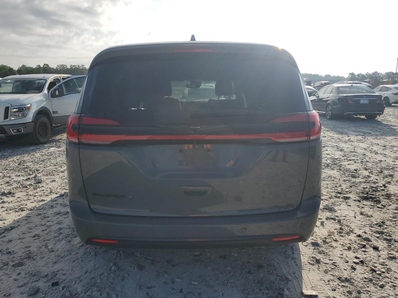2022 Chrysler Pacifica Touring L VIN: 2C4RC1BG6NR107131 Lot: 64567995