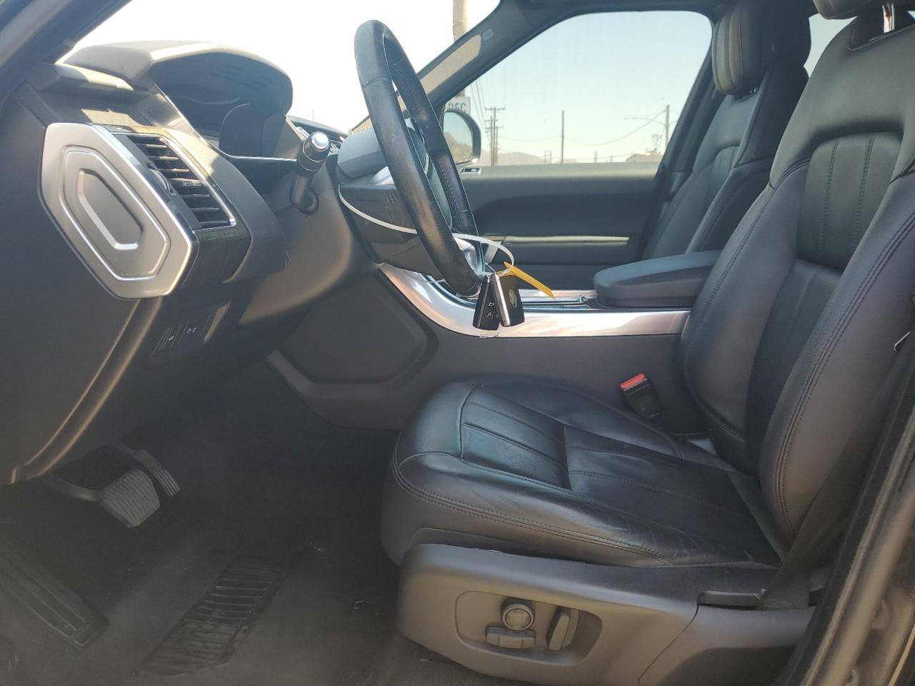 2018 Land Rover Range Rover Sport Se VIN: SALWG2RV5JA812334 Lot: 64383655