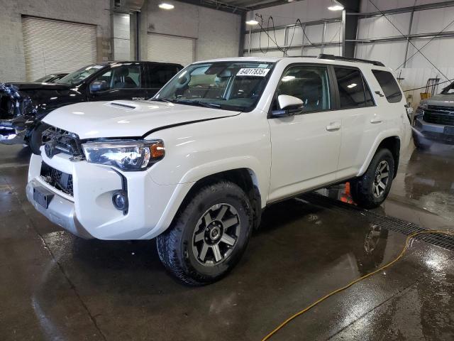  TOYOTA 4RUNNER SE 2023 Biały