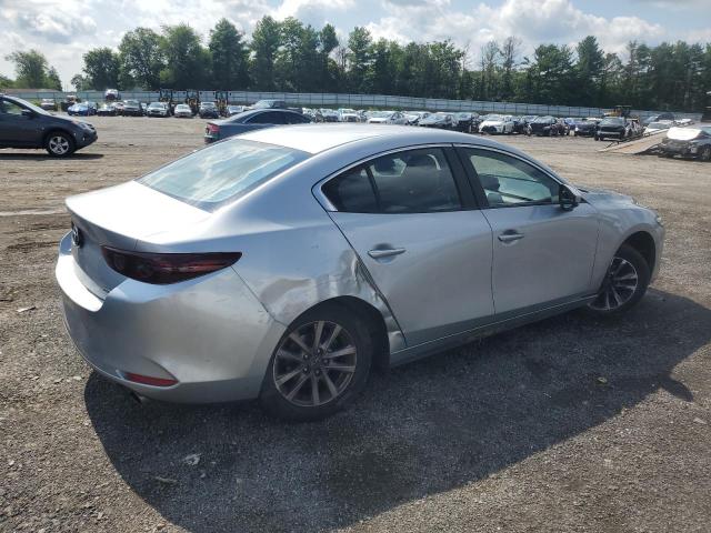  MAZDA 3 2021 Silver