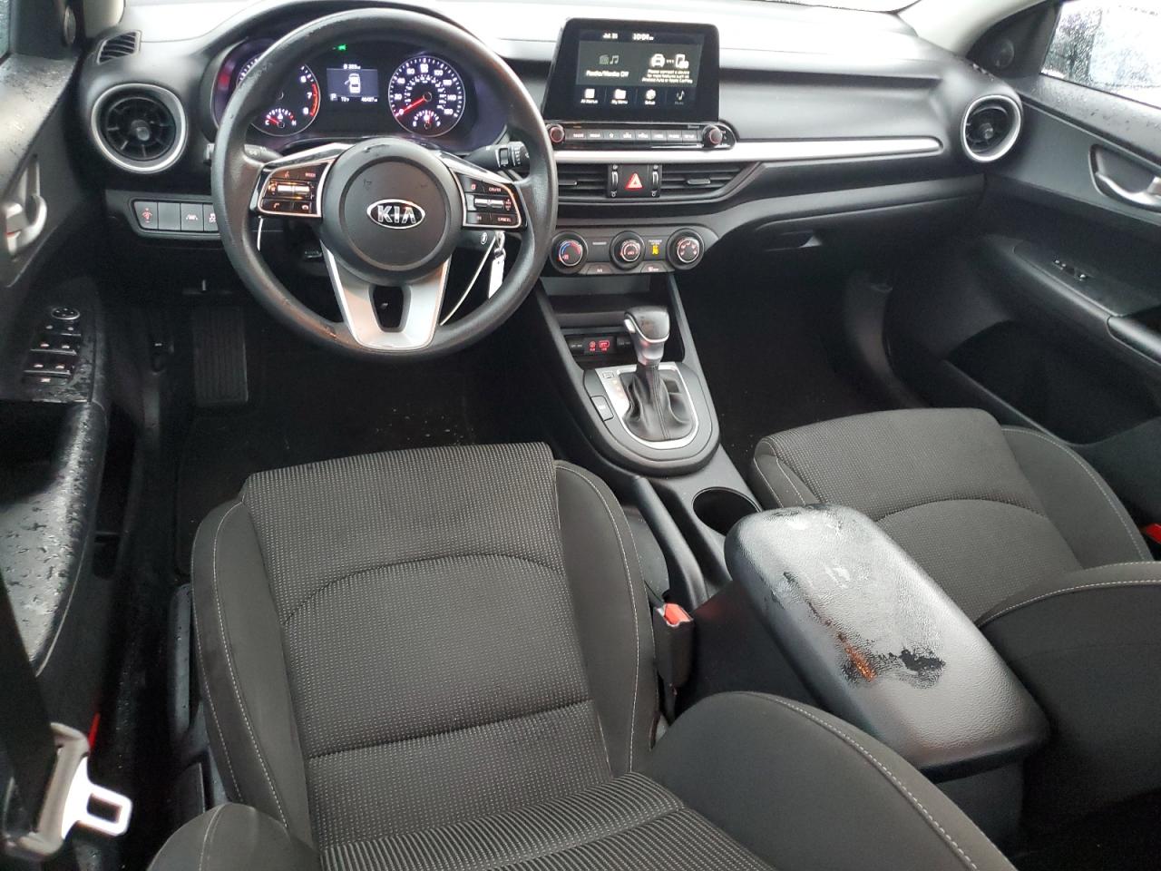 3KPF24AD0ME325029 2021 Kia Forte Fe