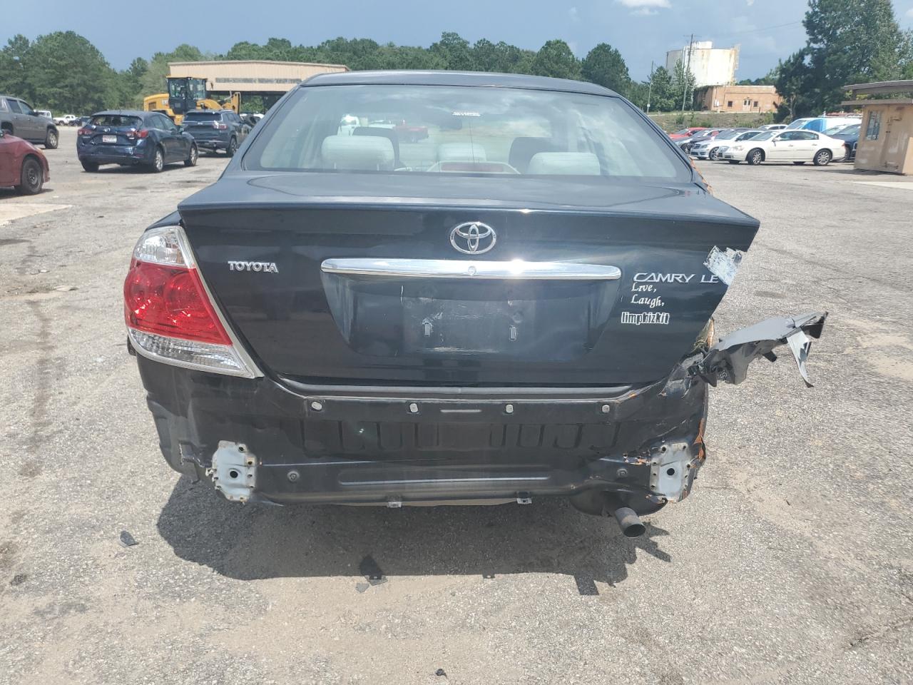 2005 Toyota Camry Le VIN: 4T1BE32K65U593594 Lot: 64609365