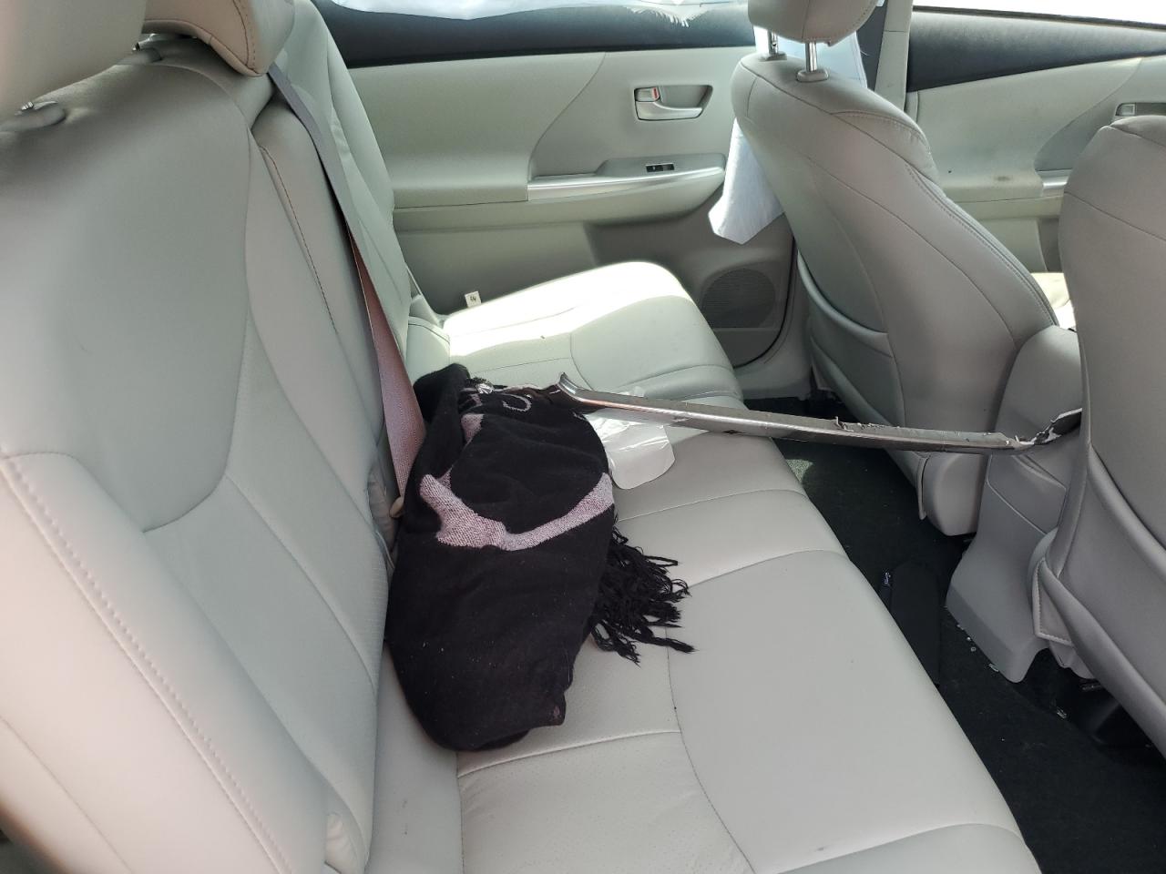 2014 Toyota Prius V VIN: JTDZN3EU3E3317833 Lot: 63231345