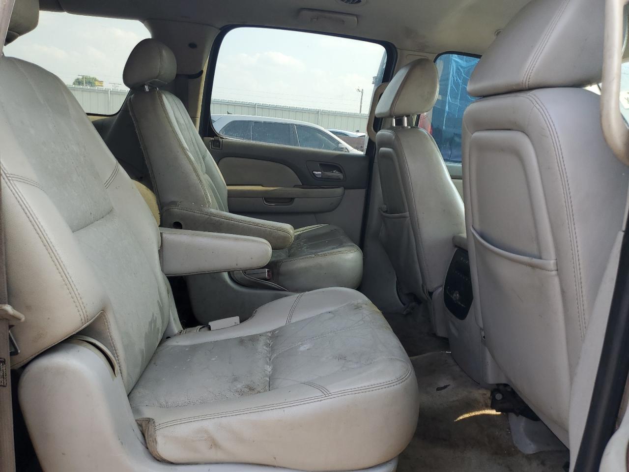 2007 Chevrolet Suburban C1500 VIN: 3GNFC16037G136134 Lot: 64616435