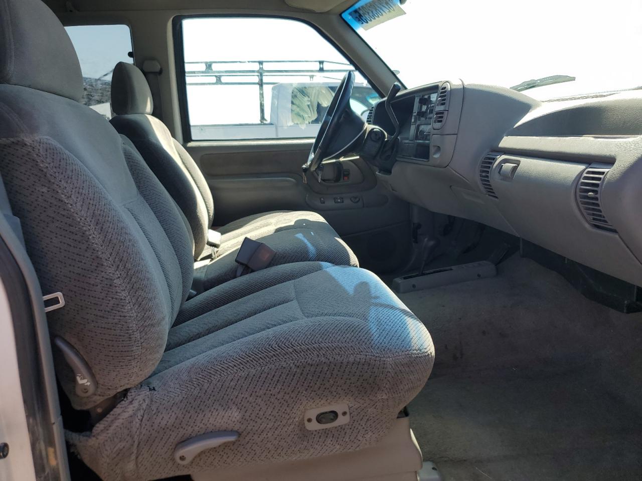 1995 Chevrolet Gmt-400 K2500 VIN: 1GCGK29FXSE281693 Lot: 62783355
