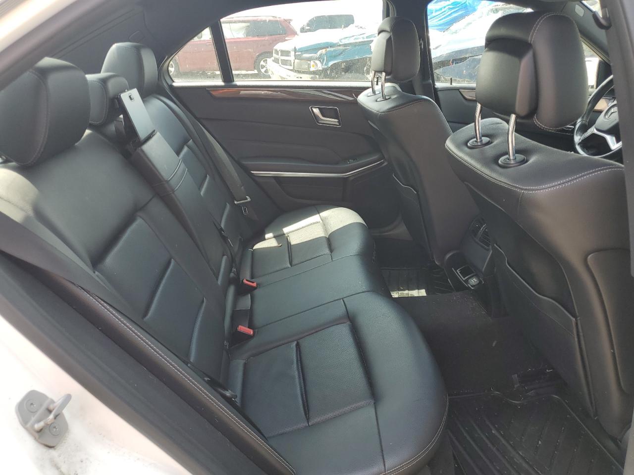 2016 Mercedes-Benz E 350 VIN: WDDHF5KB5GB263800 Lot: 64380815