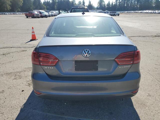 Sedans VOLKSWAGEN JETTA 2013 Szary