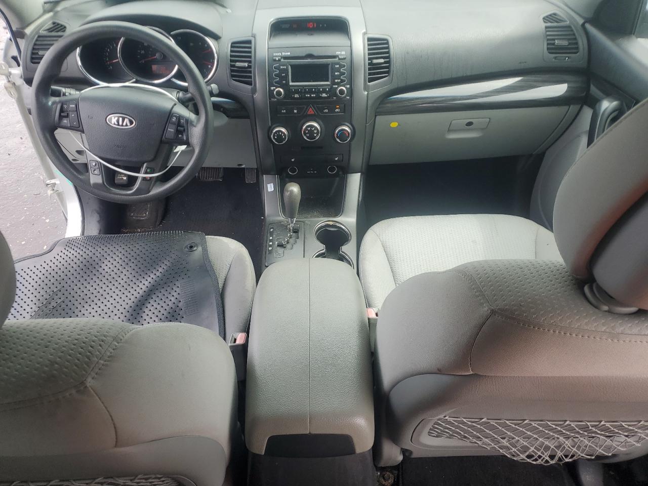 2012 Kia Sorento Base VIN: 5XYKTCA67CG266585 Lot: 63382985