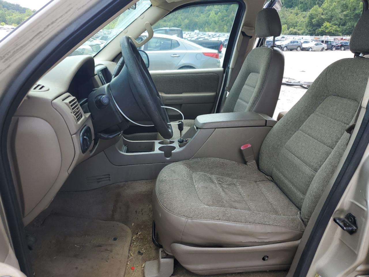 2004 Ford Explorer Xls VIN: 1FMZU72K74UB02425 Lot: 63238585