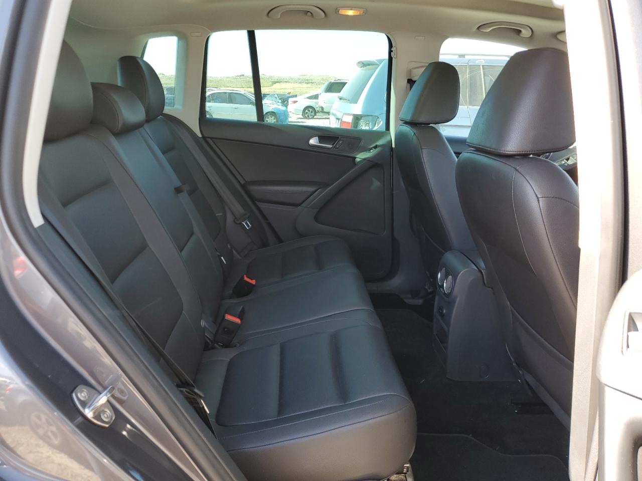 2015 Volkswagen Tiguan S VIN: WVGBV7AX9FW552659 Lot: 63627125