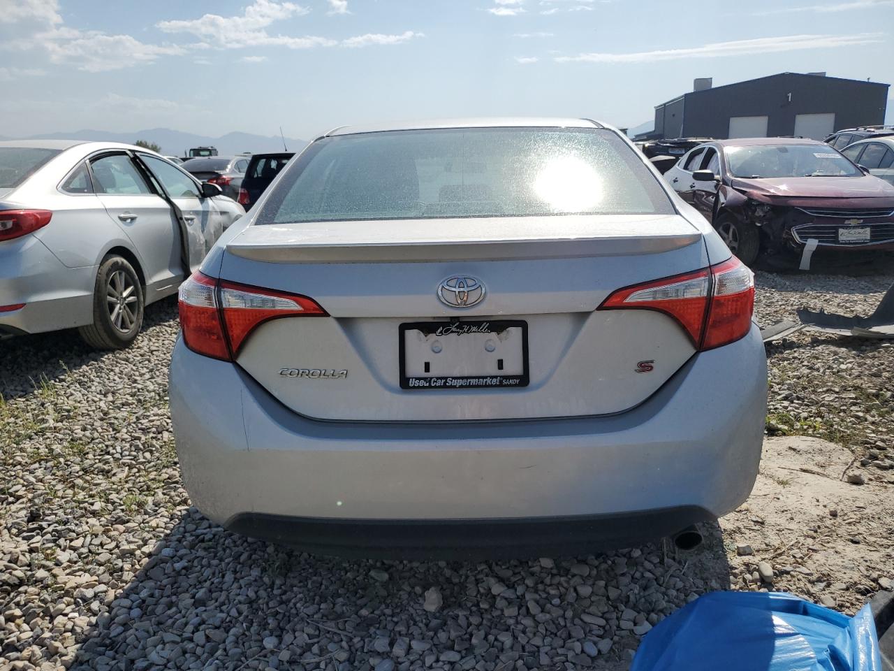 2015 Toyota Corolla L VIN: 2T1BURHE5FC412611 Lot: 64966835