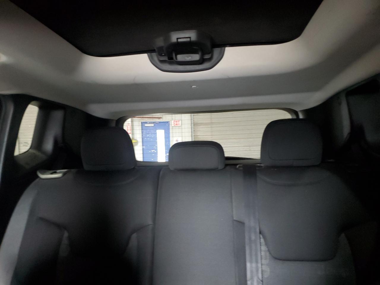 2015 Jeep Renegade Latitude VIN: ZACCJBBT0FPC28127 Lot: 64440275